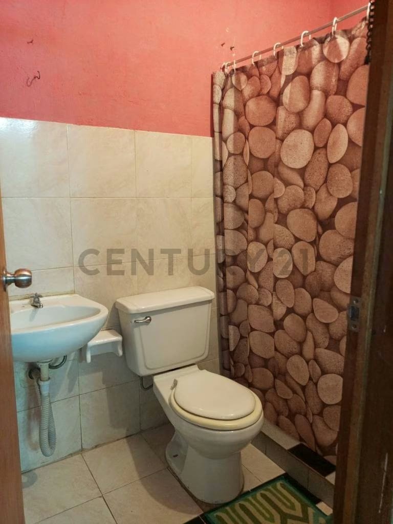 Casa en Venta en Puerto La Cruz. Calle Venezuela - 7