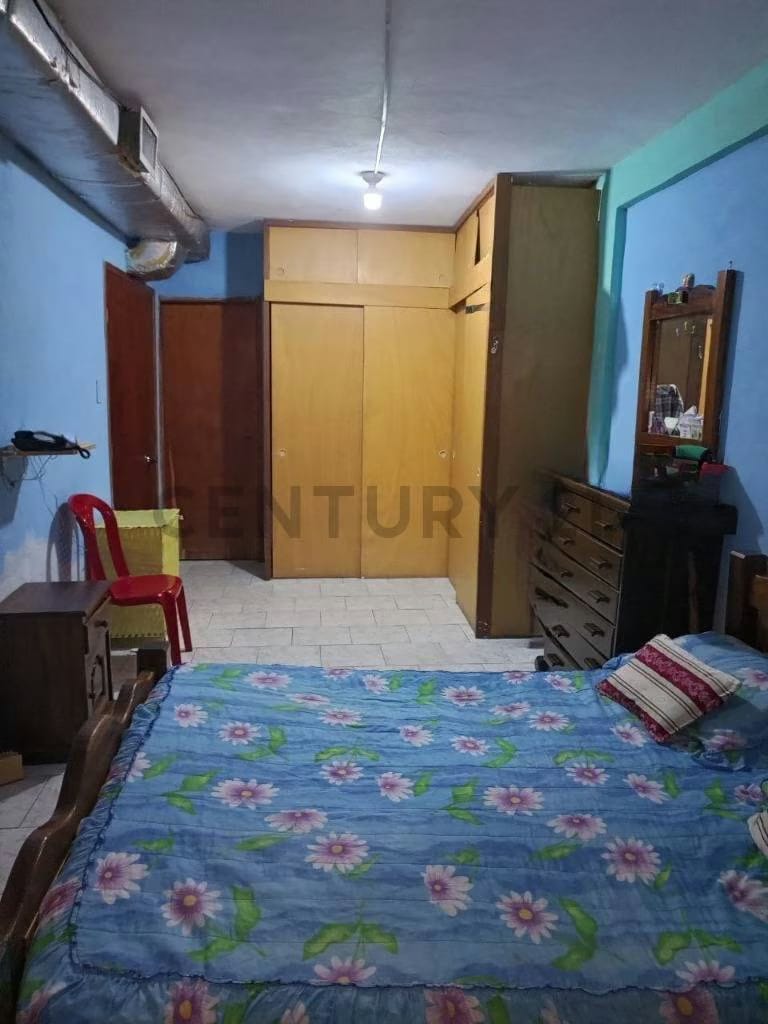 Casa en Venta en Puerto La Cruz. Calle Venezuela - 8