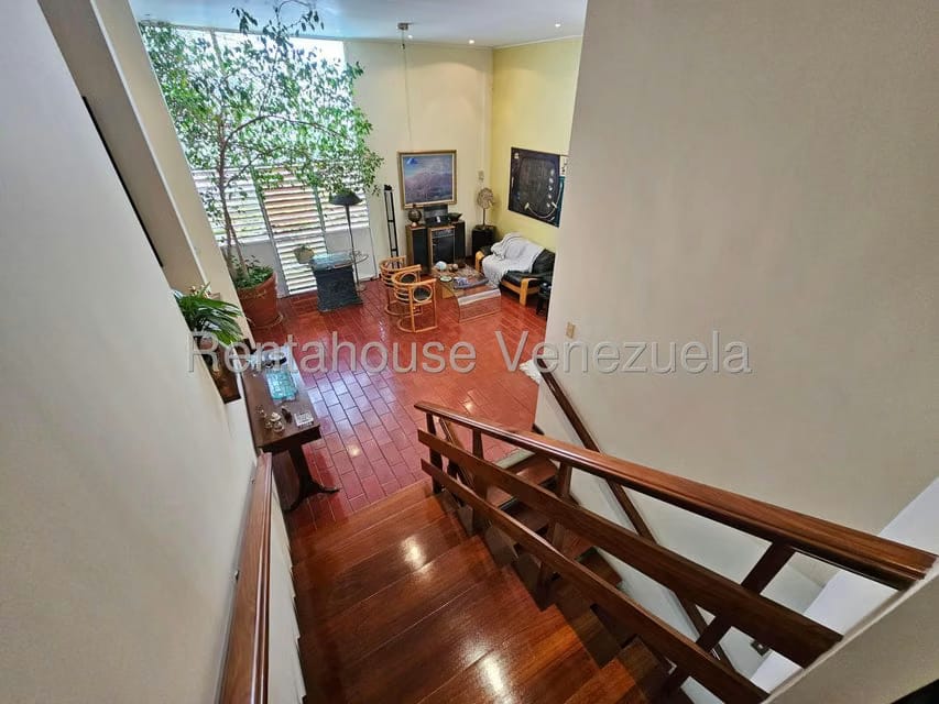 Casa (Multipes Niveles) en Venta en Cumbres de Curumo, Distrito Metropolitano - 20