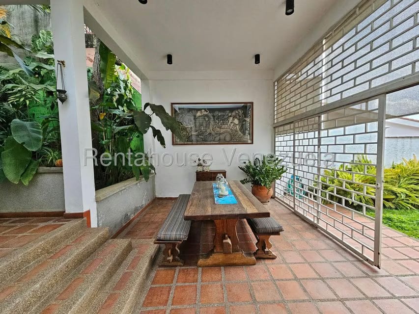 Casa (Multipes Niveles) en Venta en Cumbres de Curumo, Distrito Metropolitano - 46