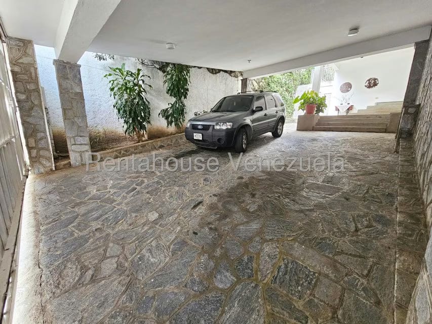 Casa (Multipes Niveles) en Venta en Cumbres de Curumo, Distrito Metropolitano - 52
