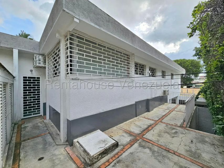 Casa (Multipes Niveles) en Venta en Cumbres de Curumo, Distrito Metropolitano - 54