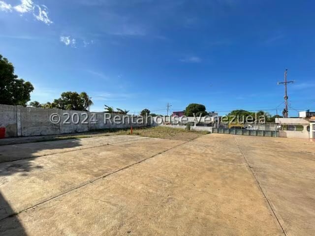 Comercial (Galpon - Deposito) en Alquiler en Sector San Jose, Falcon - 4