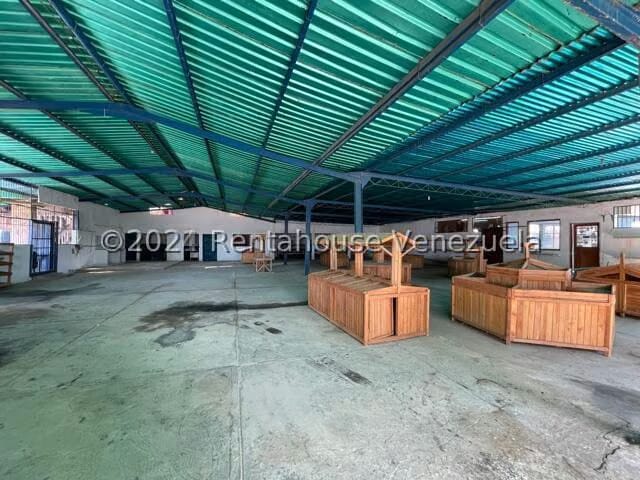 Comercial (Galpon - Deposito) en Alquiler en Sector San Jose, Falcon - 6