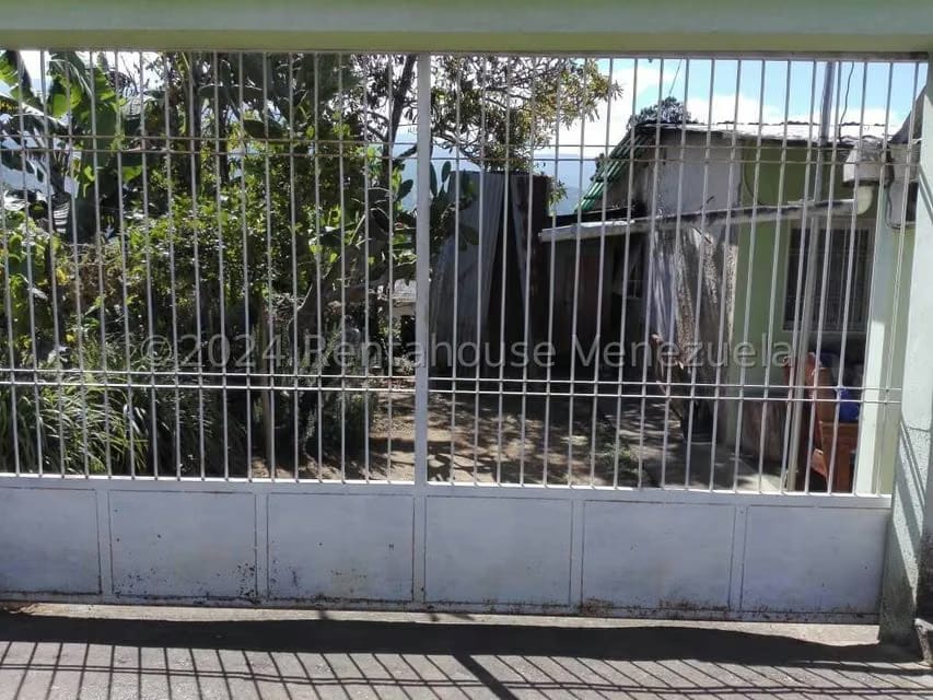 Casa (1 Nivel) en Venta en Loma de Mitimbis, Trujillo - 2