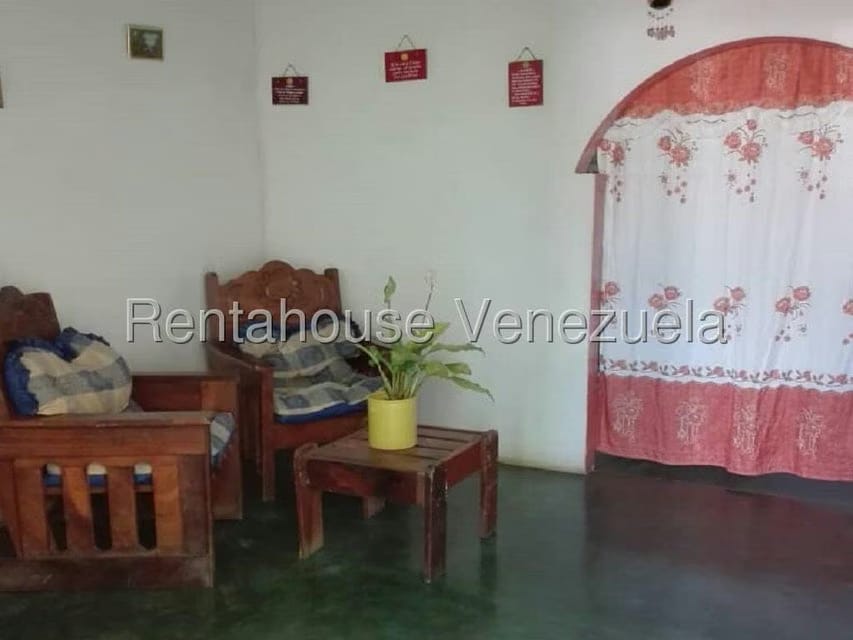 Casa (1 Nivel) en Venta en Loma de Mitimbis, Trujillo - 8