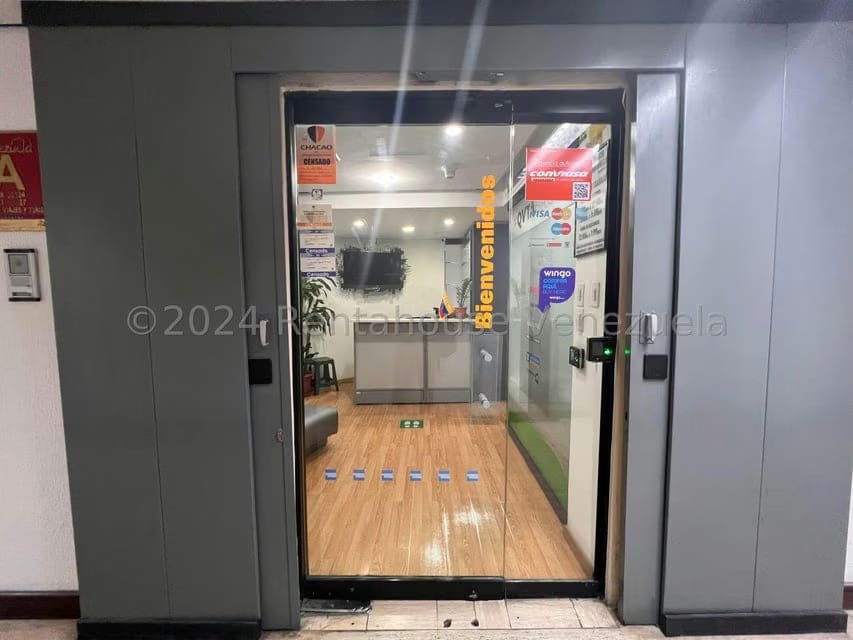 Comercial (Oficina) en Venta en La Castellana, Distrito Metropolitano - 2