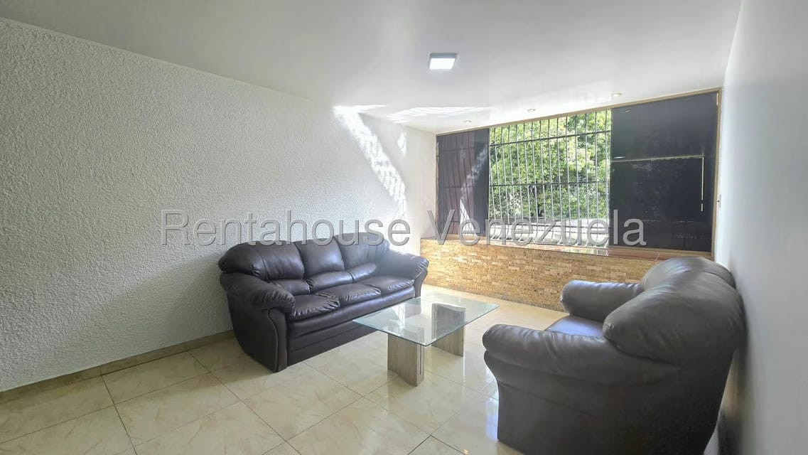 Apartamento (1 Nivel) en Venta en Santa Paula, Distrito Metropolitano - 4