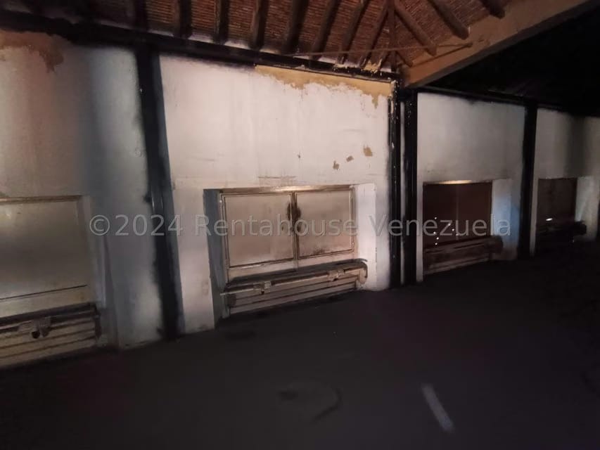 Comercial (Galpon - Deposito) en Venta en Centro, Carabobo - 14