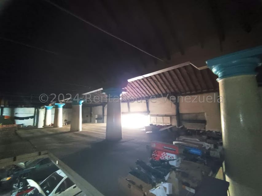 Comercial (Galpon - Deposito) en Venta en Centro, Carabobo - 18