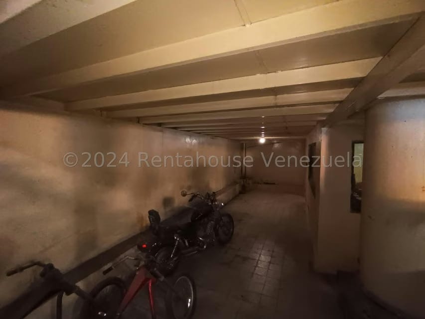 Comercial (Galpon - Deposito) en Venta en Centro, Carabobo - 20