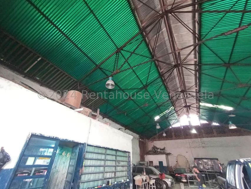 Comercial (Galpon - Deposito) en Venta en Centro, Carabobo - 25