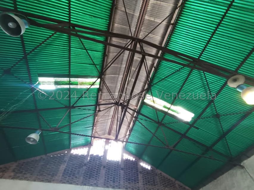 Comercial (Galpon - Deposito) en Venta en Centro, Carabobo - 33