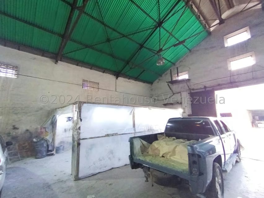 Comercial (Galpon - Deposito) en Venta en Centro, Carabobo - 35
