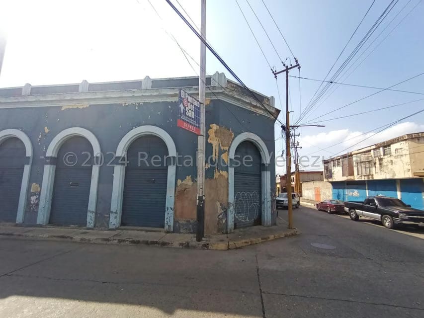 Comercial (Galpon - Deposito) en Venta en Centro, Carabobo - 37