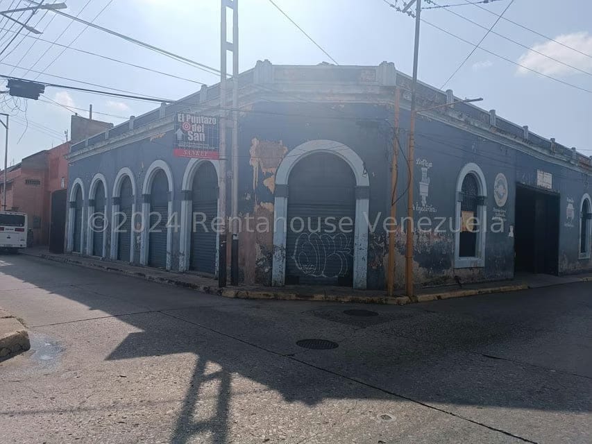 Comercial (Galpon - Deposito) en Venta en Centro, Carabobo - 38