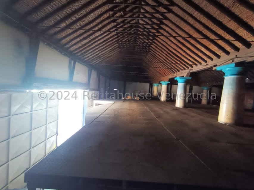 Comercial (Galpon - Deposito) en Venta en Centro, Carabobo - 5