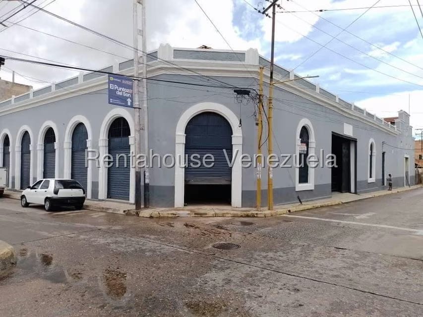 Comercial (Galpon - Deposito) en Venta en Centro, Carabobo - 44