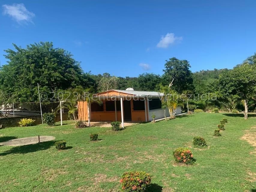 Casa (1 Nivel) en Venta en Mirador Bahía de Buche, Miranda - 2