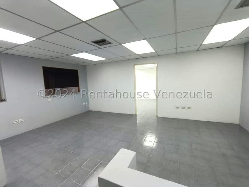 Comercial (Oficina) en Venta en La Urbina, Distrito Metropolitano - 11
