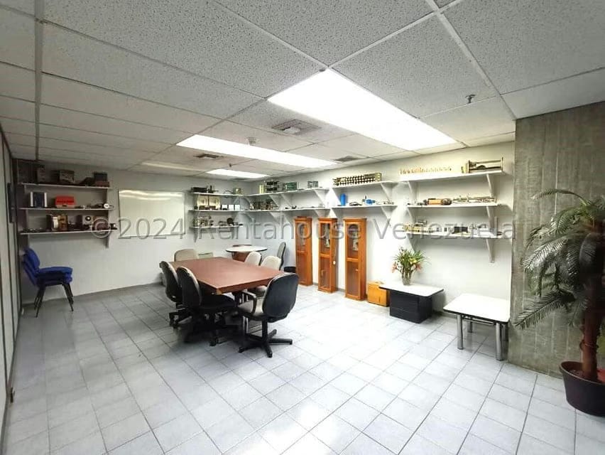Comercial (Oficina) en Venta en La Urbina, Distrito Metropolitano - 4
