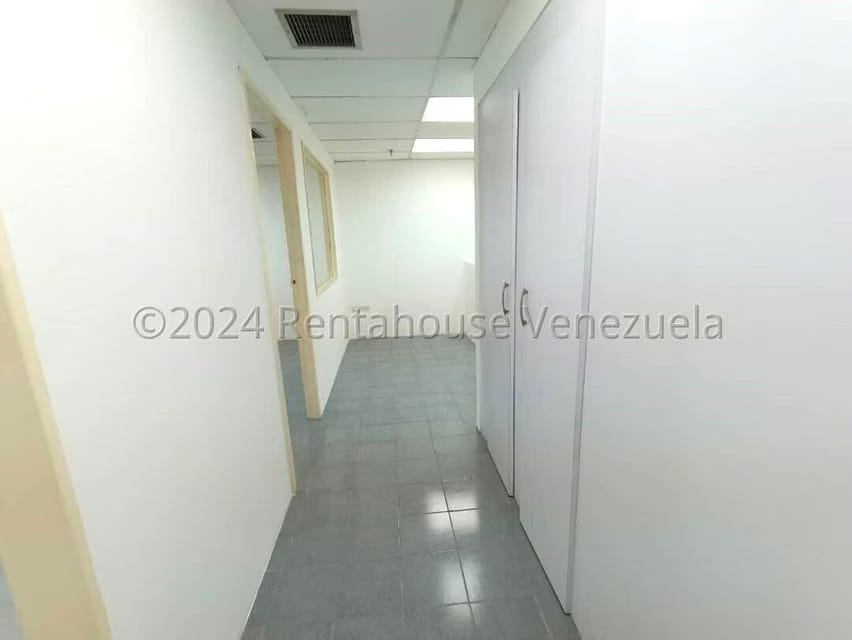 Comercial (Oficina) en Venta en La Urbina, Distrito Metropolitano - 8