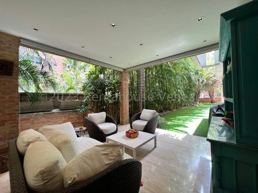 Apartamento (Duplex) en Venta en Campo Alegre, Distrito Metropolitano - 18
