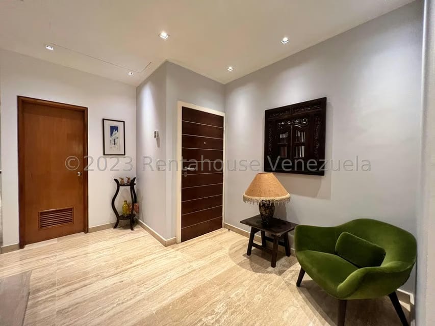 Apartamento (Duplex) en Venta en Campo Alegre, Distrito Metropolitano - 3