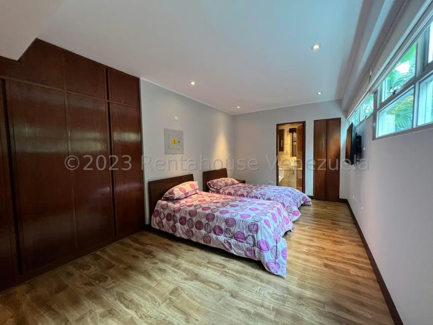 Apartamento (Duplex) en Venta en Campo Alegre, Distrito Metropolitano - 43