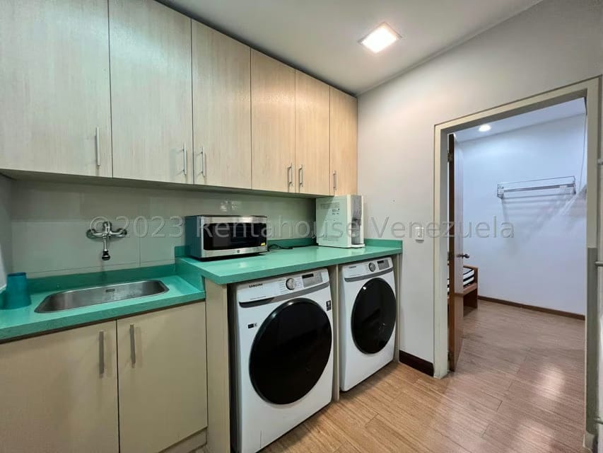 Apartamento (Duplex) en Venta en Campo Alegre, Distrito Metropolitano - 45