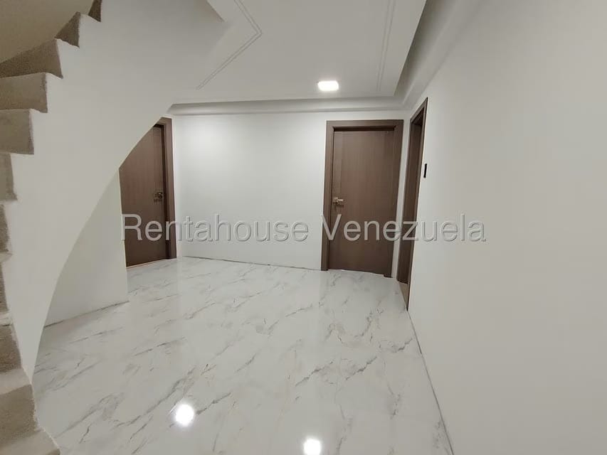 Apartamento (1 Nivel) en Venta en El Bosque, Aragua - 24