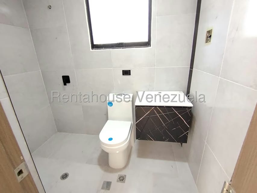 Apartamento (1 Nivel) en Venta en El Bosque, Aragua - 32
