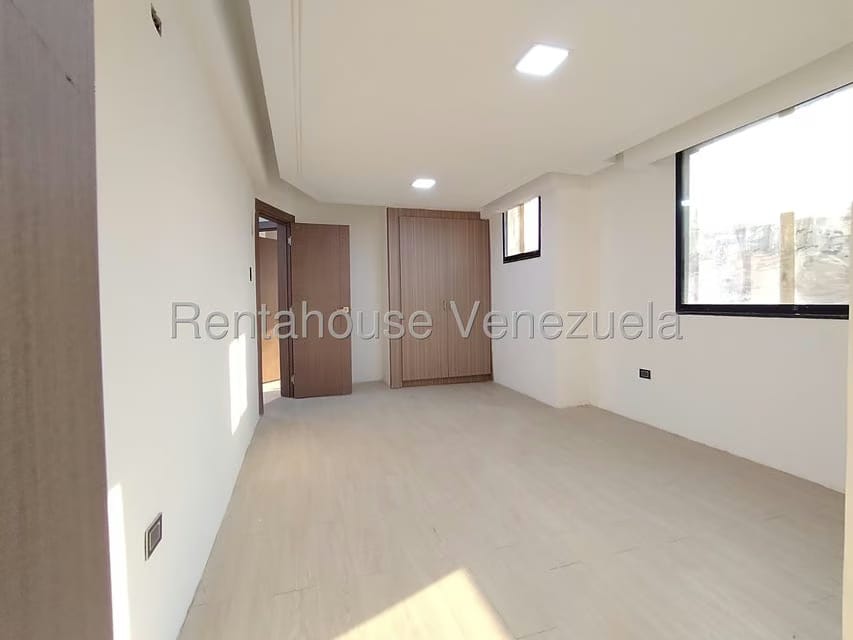 Apartamento (1 Nivel) en Venta en El Bosque, Aragua - 37