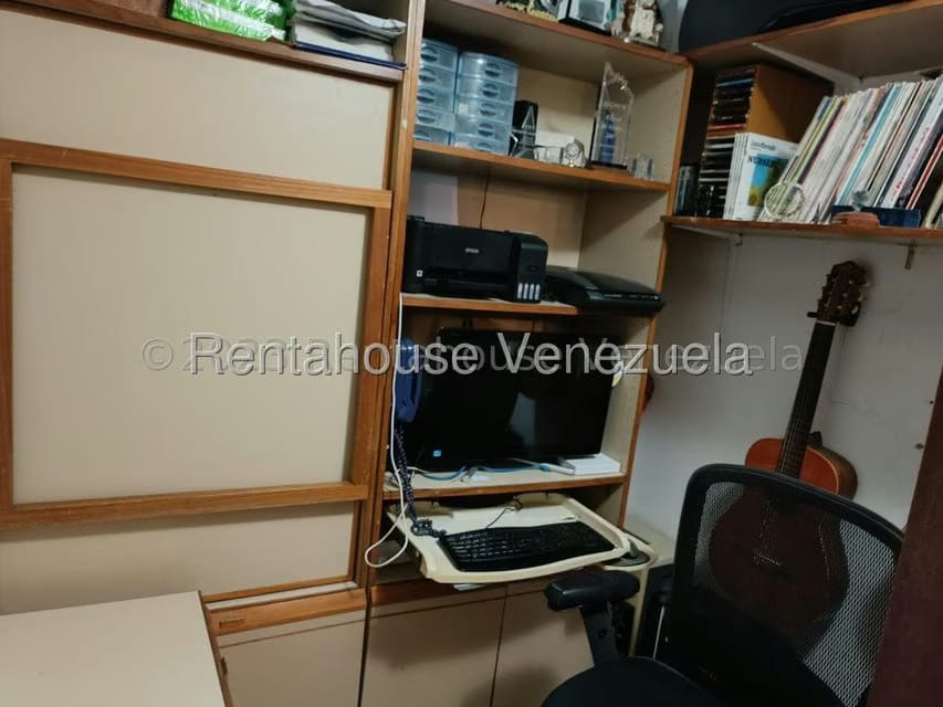 Apartamento (1 Nivel) en Alquiler en Colinas de Quinta Altamira, Distrito Metropolitano - 12