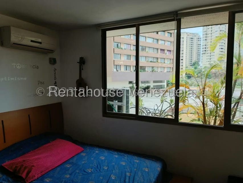 Apartamento (1 Nivel) en Alquiler en Colinas de Quinta Altamira, Distrito Metropolitano - 15
