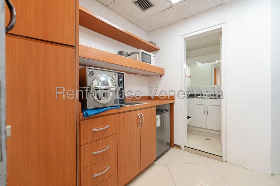 Comercial (Oficina) en Alquiler en Chuao, Distrito Metropolitano - 9