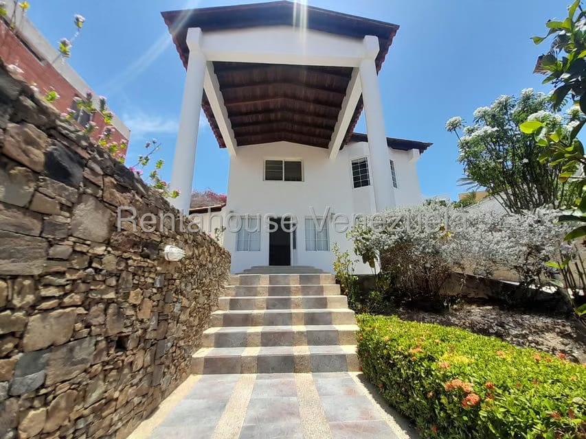 Casa (Duplex) en Venta en Pampatar, Nueva Esparta