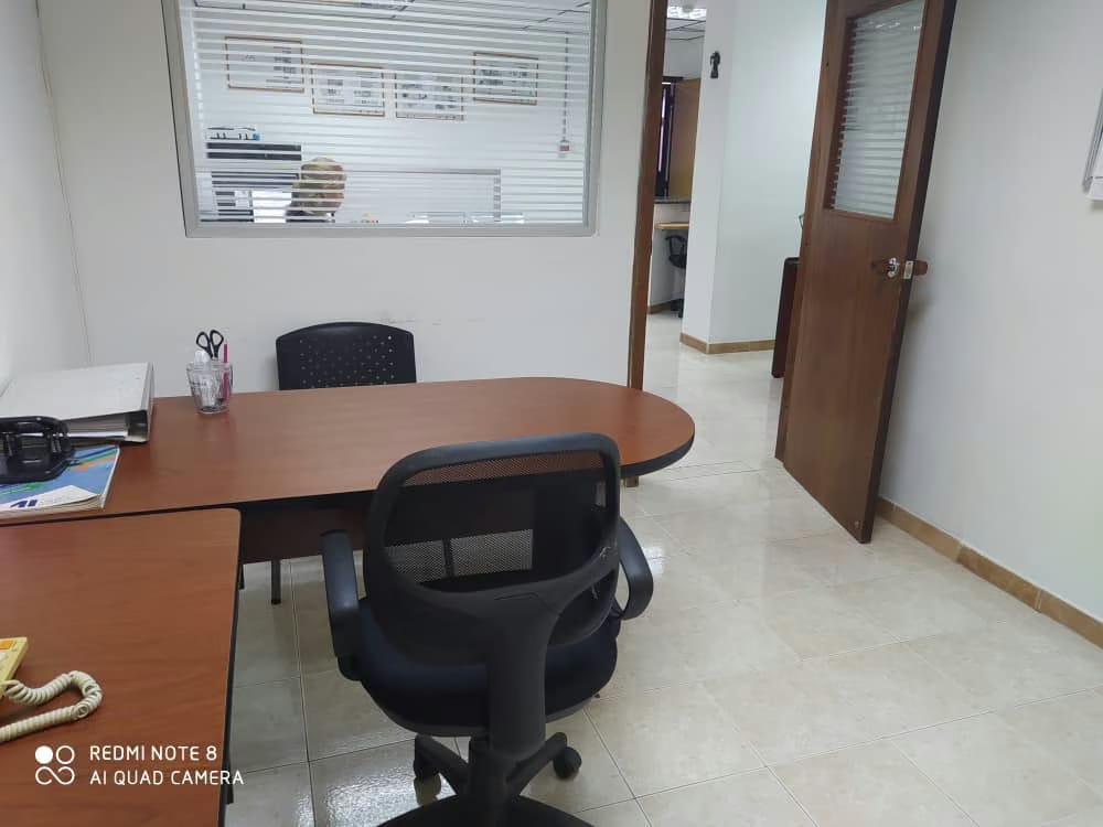 Oficina en Venta o Alquiler CC Prebo - 7