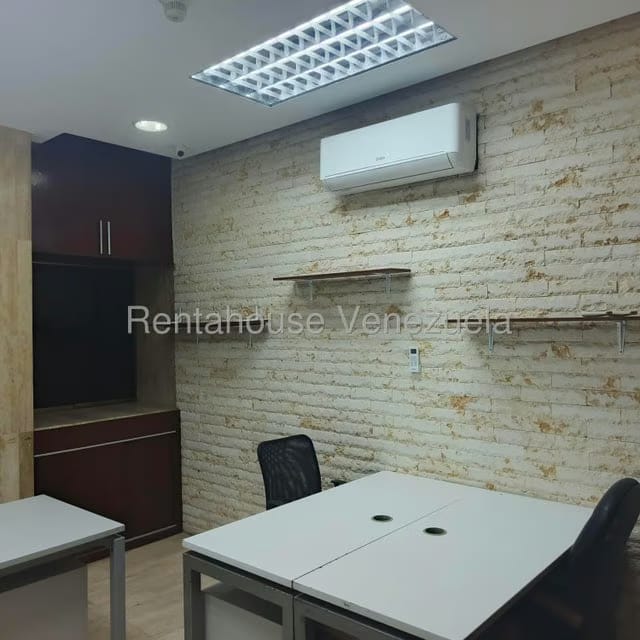 Comercial (Oficina) en Venta en Los Palos Grandes, Distrito Metropolitano - 14