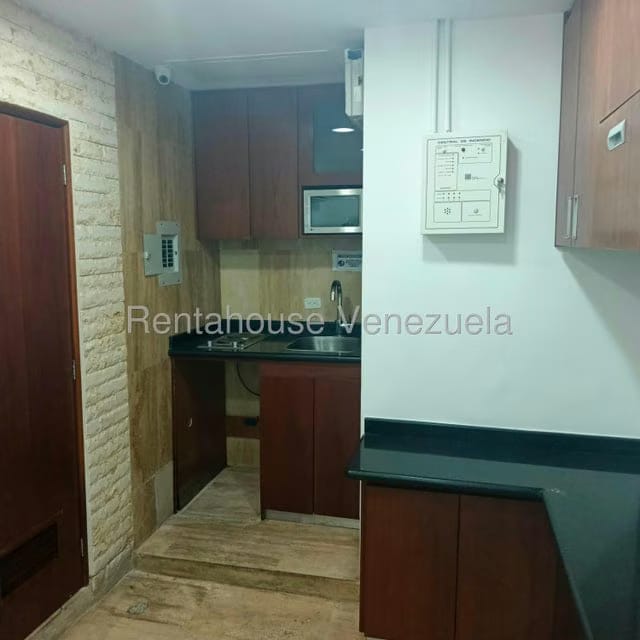 Comercial (Oficina) en Venta en Los Palos Grandes, Distrito Metropolitano - 17