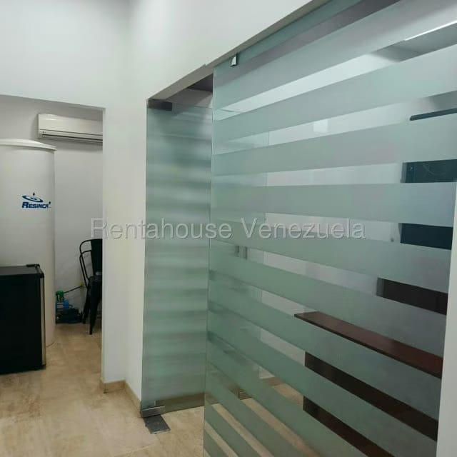 Comercial (Oficina) en Venta en Los Palos Grandes, Distrito Metropolitano - 5