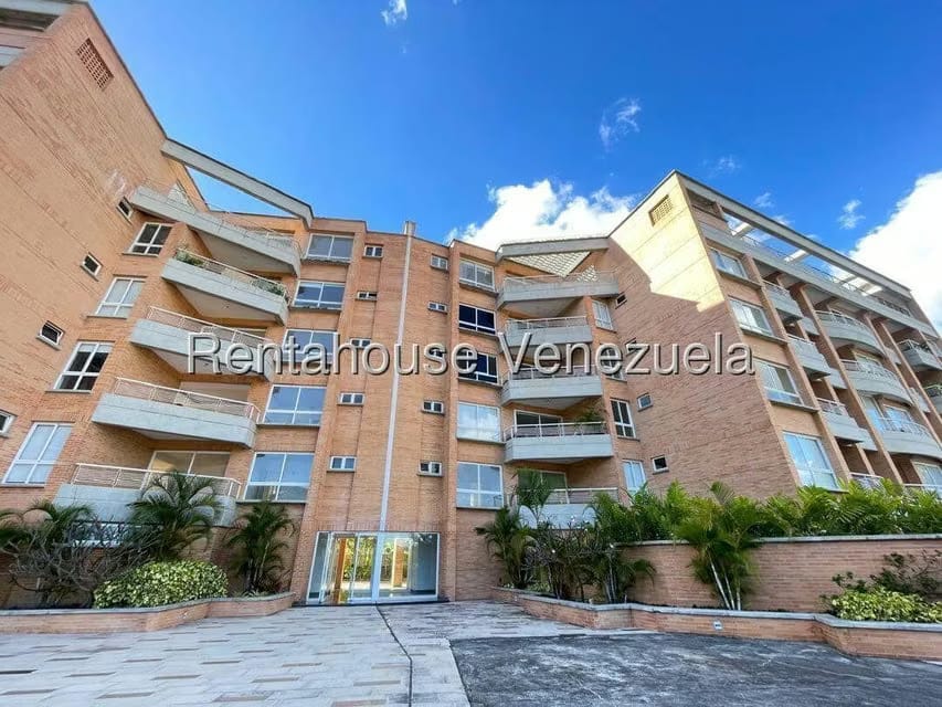 Apartamento (1 Nivel) en Venta en Lomas del Sol, Distrito Metropolitano - 3