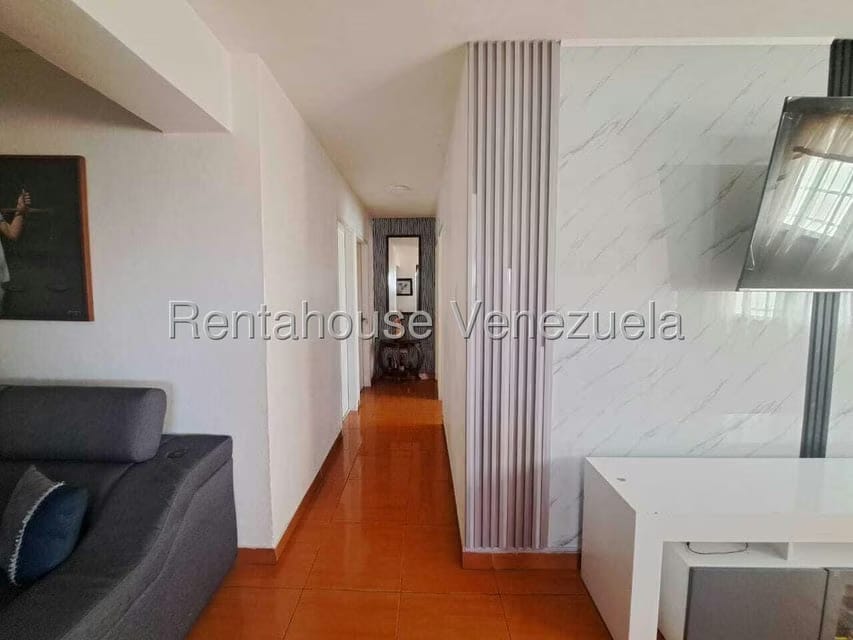 Apartamento (Multiples Niveles) en Venta en Centro, Aragua - 4