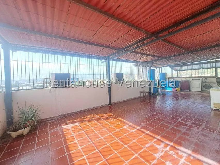 Apartamento (Multiples Niveles) en Venta en Centro, Aragua - 44