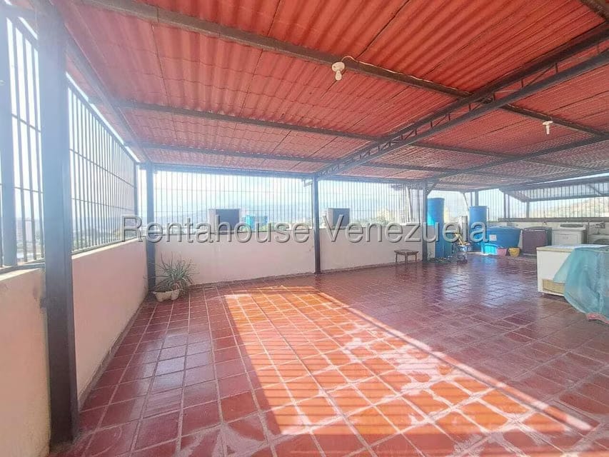 Apartamento (Multiples Niveles) en Venta en Centro, Aragua - 46