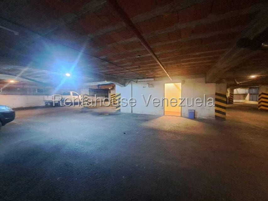 Apartamento (Multiples Niveles) en Venta en Centro, Aragua - 48