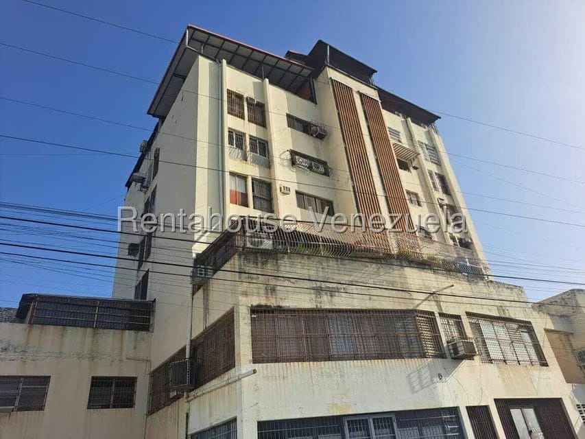 Apartamento (Multiples Niveles) en Venta en Centro, Aragua - 56