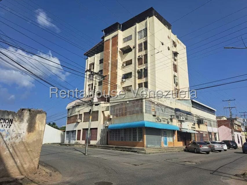 Apartamento (Multiples Niveles) en Venta en Centro, Aragua - 58