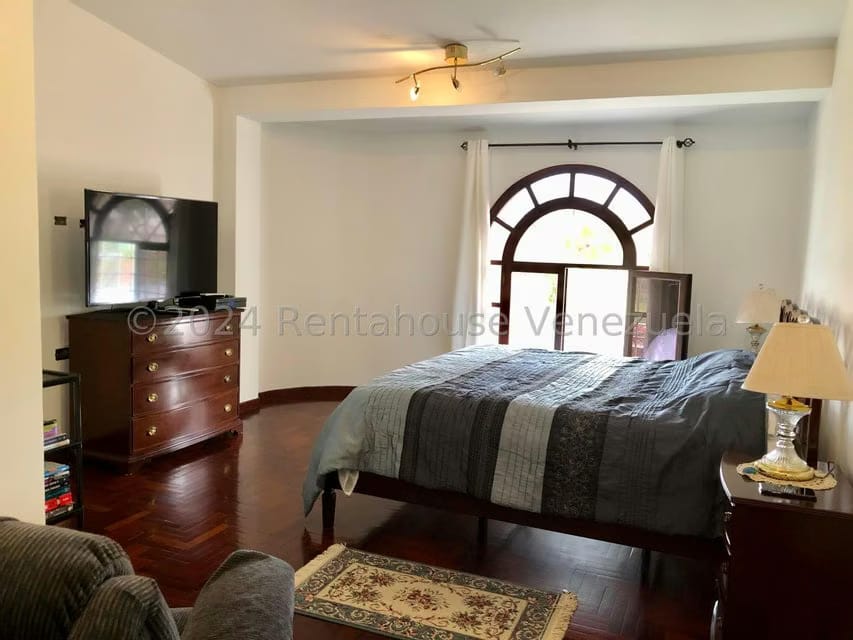 Casa (Duplex) en Venta en Parque el Retiro, Miranda - 21