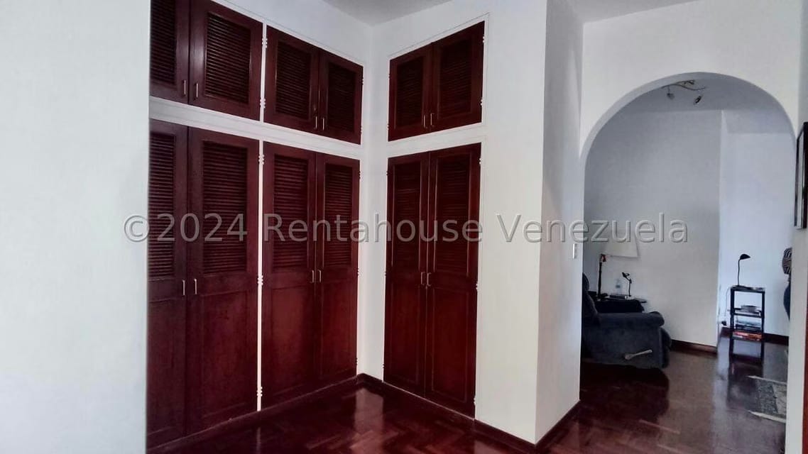 Casa (Duplex) en Venta en Parque el Retiro, Miranda - 25